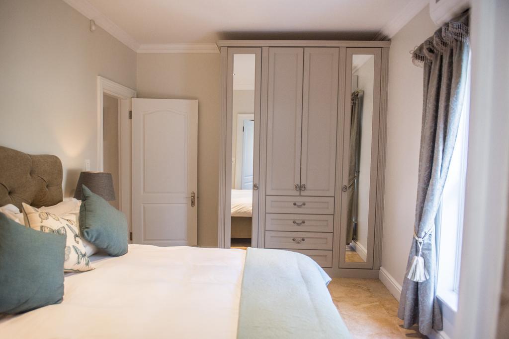 Apartment Maison Des Huguenots Le Roux